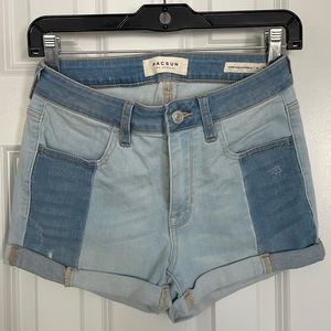 Pacsun Super Stretch Shortie Two-Tone Jean Shorts; size 26
